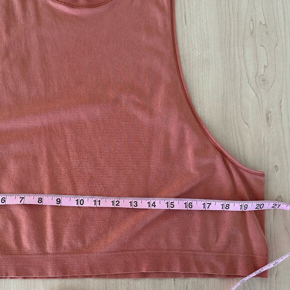 Athleta Mineral Wash Crop Muscle Tank Top Women's Medium Medium Salmon Pink - Picture 4 of 6